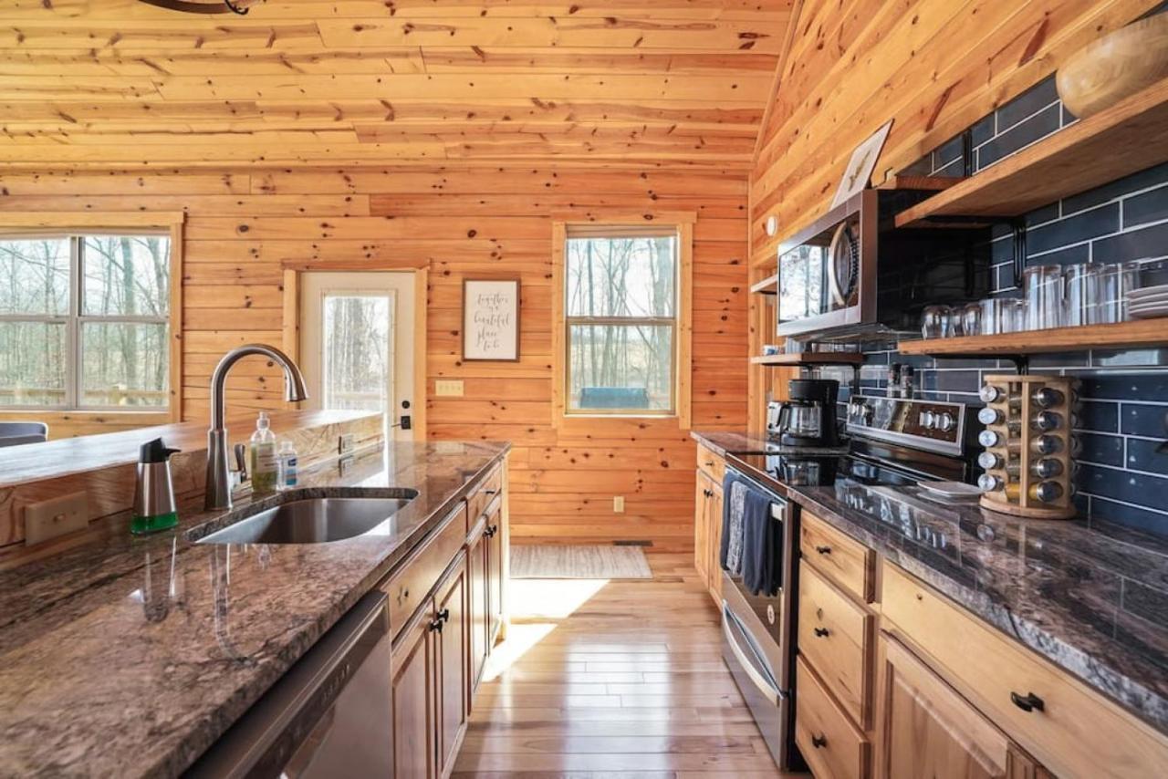 Fern Haven A Modern Take On Hocking Hills Cabins Stella Extérieur photo